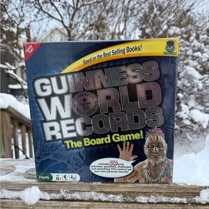 New Guinness World Records The Board Game Sealed In Box Ages 8+ 2010 As Is Box